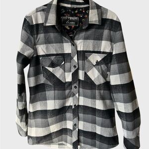 Pladra flannel women’s shirt.